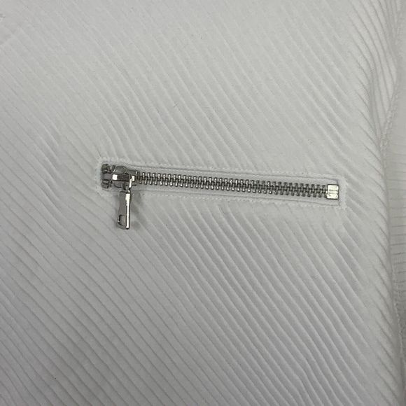 INC International Concepts Sweatshirt Women M White NWT Diagonal Knit Zip Pocket - Picture 3 of 9